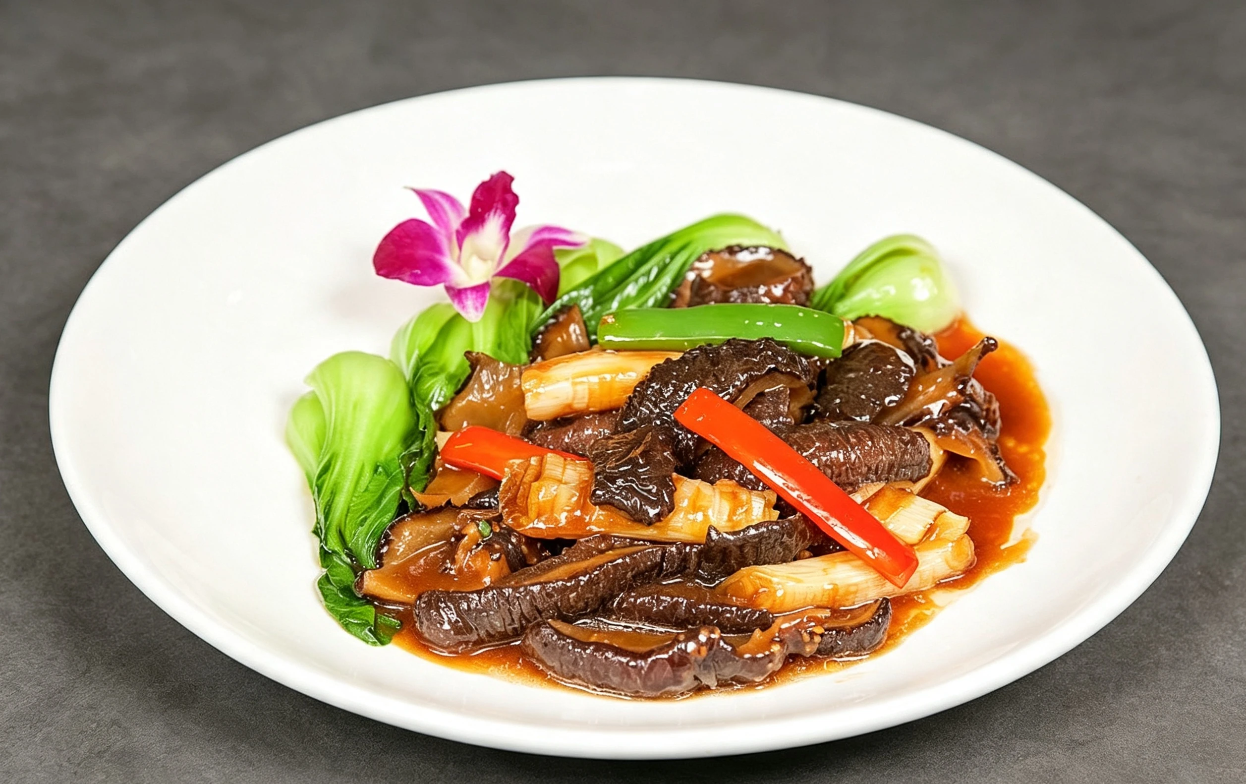 Scallion braised sea cucumber — the classic Shandong banquet dish
