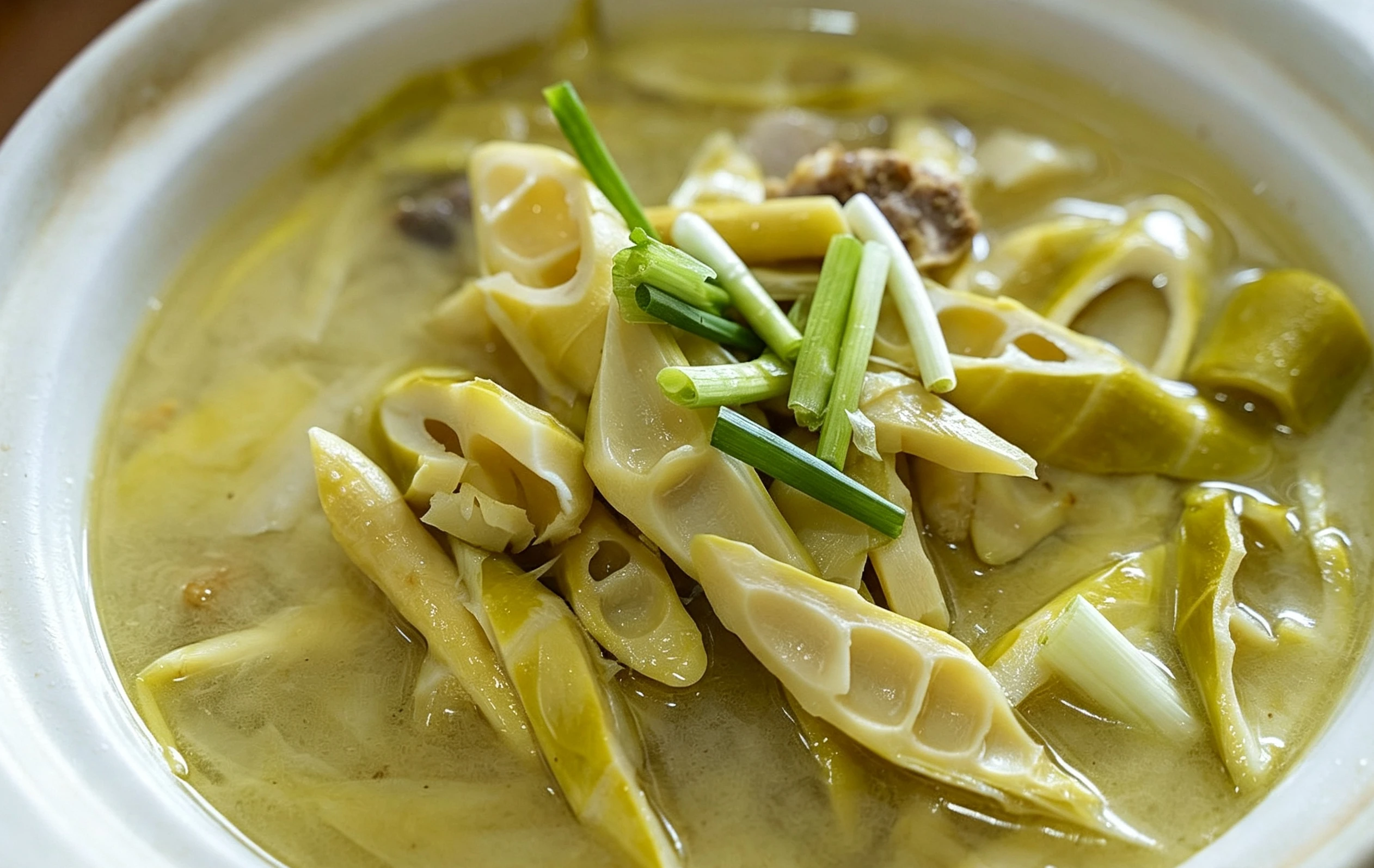 Bamboo shoot tip and old duck pot — a Zhejiang slow-braised classic